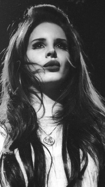 Black And White Lana Del Rey Wallpaper HD.