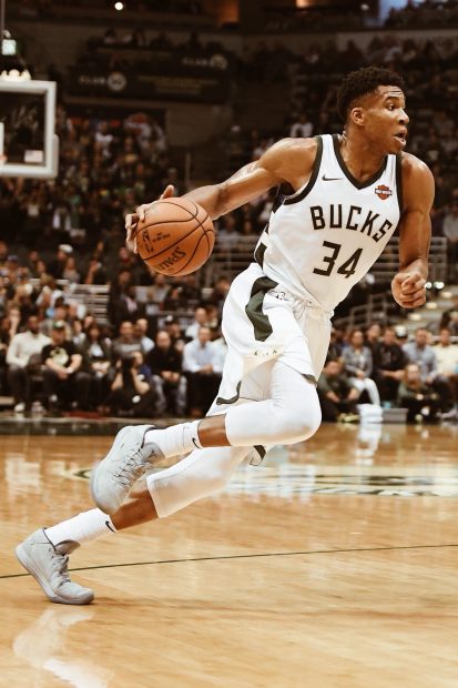 Bucks Giannis Antetokounmpo Wallpaper HD.