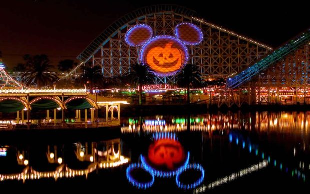 Cool Disney Halloween Background.