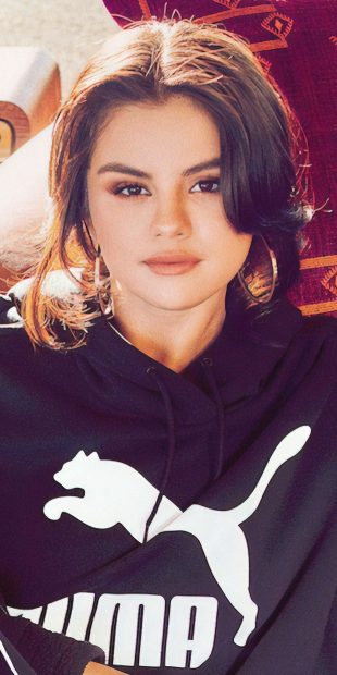 Cute Selena Gomez Wallpaper HD.