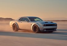 Dodge Challenger HD Wallpaper Free download.