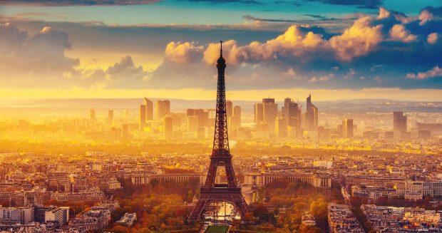 Eiffel Tower Wallpaper Free Download.