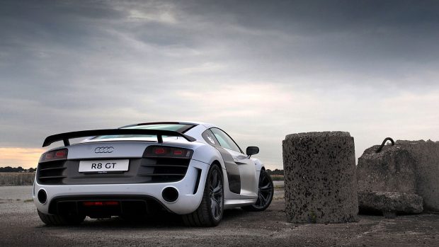 Free download Audi R8 Wallpaper HD.