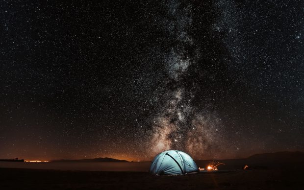 Galaxy Night Wallpaper HD.