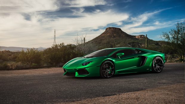 Green Lamborghini Wallpaper HD.
