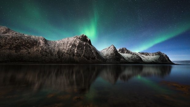 HD Wallpaper Aurora Borealis.