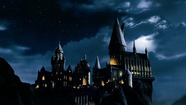 Hogwarts Wide Screen Wallpaper.