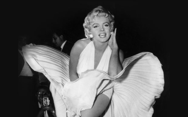 Hot Marilyn Monroe Wallpaper HD.