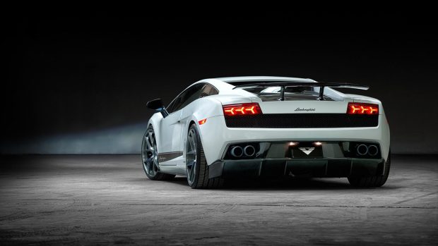 Lamborghini Aventador Wallpaper HD 1080p.