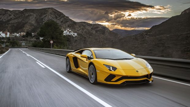 Lamborghini Aventador Wide Screen Wallpaper HD.