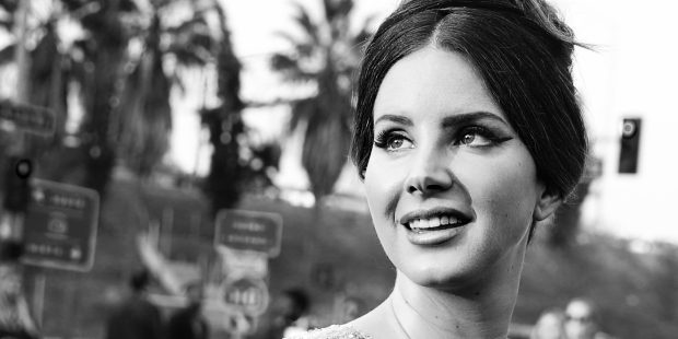 Lana Del Rey Wide Screen Wallpaper.