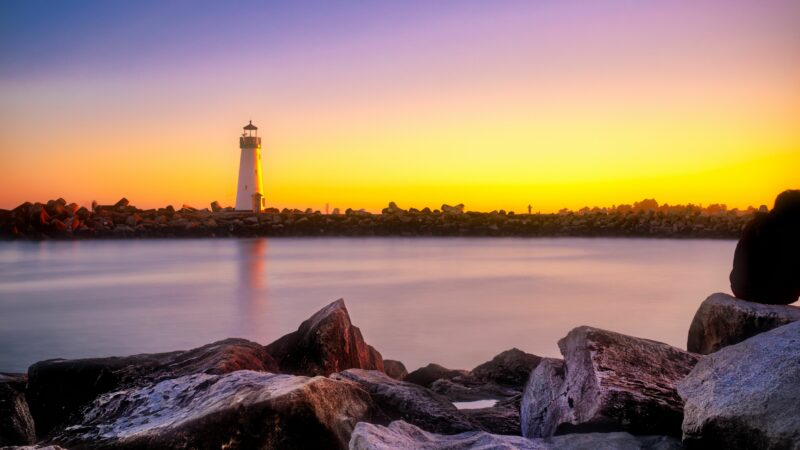 Lighthouse Wallpapers High Quality for Desktop - PixelsTalk