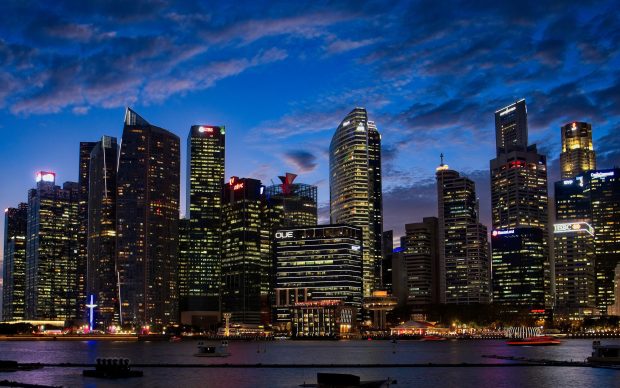 Macbook Wide Screen Wallpaper 4K City Night.
