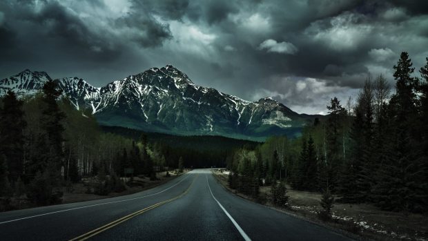 Road HD Wallpaper.