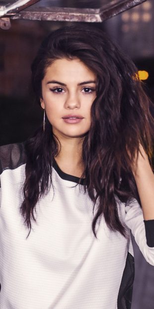 Selena Gomez Phone Wallpaper HD.