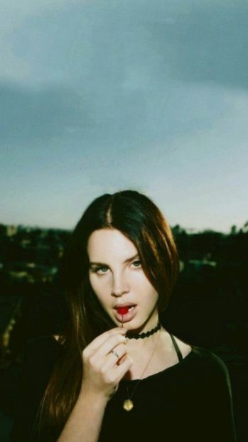 Selfie Lana Del Rey Wallpaper HD.