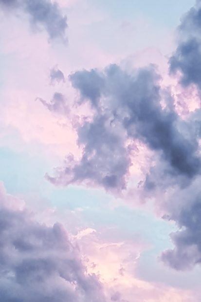 Sky Aesthetic Light Purple Wallpaper HD.