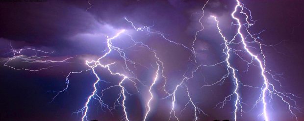 Sky Lightning Wallpaper HD.