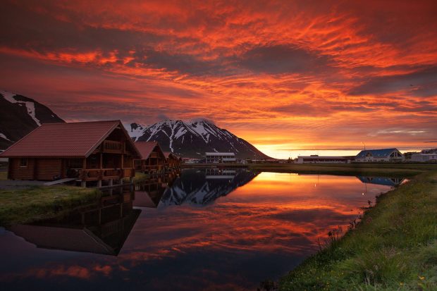 Sunset Iceland Wallpaper HD.