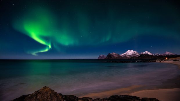 The best Aurora Borealis Wallpaper HD.