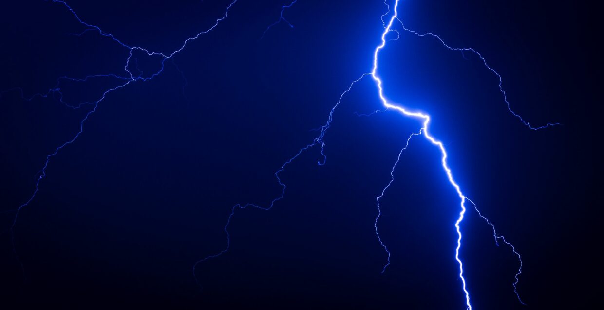 Lightning Backgrounds HD Desktop - PixelsTalk