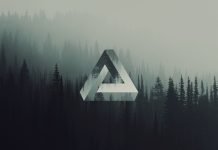 Triangle Wallpaper Desktop.