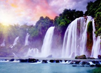 Waterfall HD Wallpaper Free download.