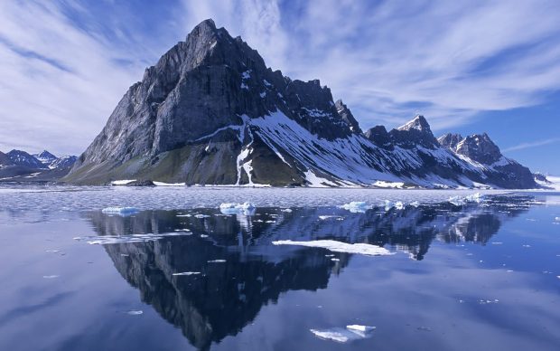 Winter Mountain Background HD.