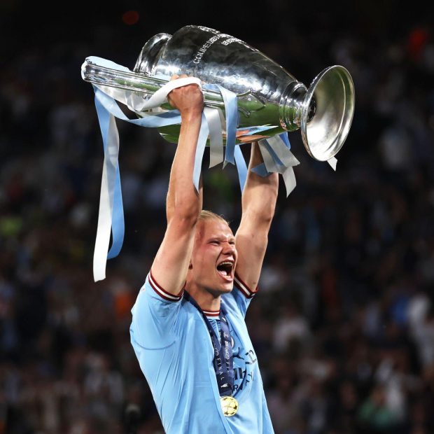 Erling Haaland Manchester City UEFA Champions League 2023 Champions Wallpaper.