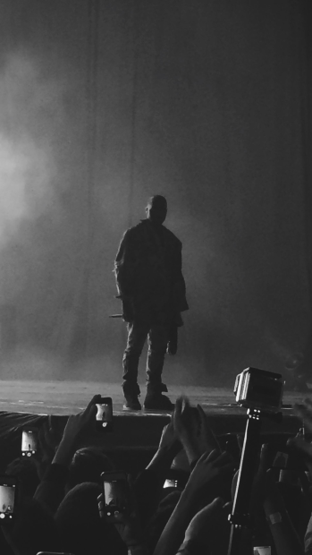 Liveshow Kanye West Wallpaper HD.