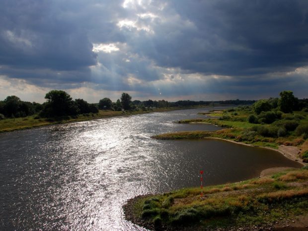 Nature River Wallpaper HD.