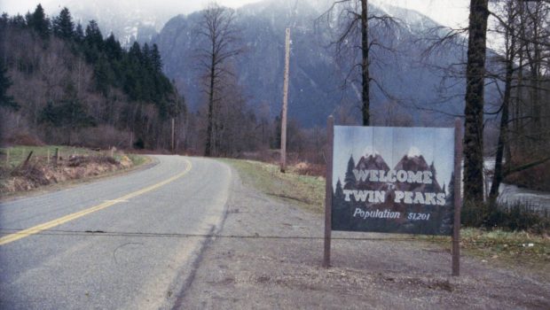 Road Twin Peaks Wallpaper HD.