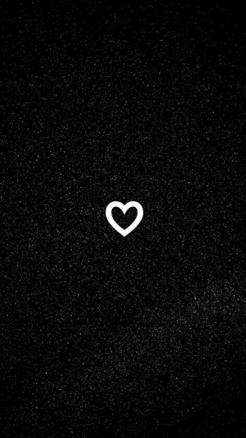 Black Heart Aesthetic Wallpaper.