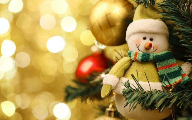 Christmas Snowman Red And Gold Balls Wallpaper.