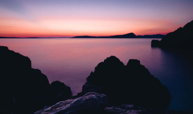 Placid Ocean On A Sunset Free download Desktop Wallpaper HD.