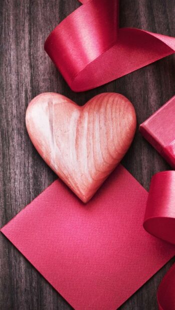 Valentine Cute Heart iPhone Wallpaper.