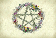 Wiccan Floral Pentacle Wallpaper.