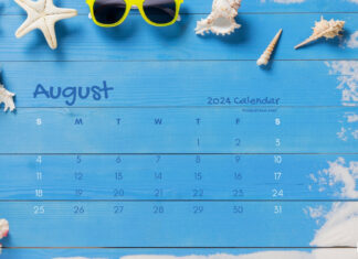 Free Download August 2024 Calendar Wallpaper HD for Desktop.