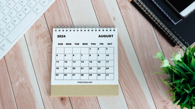 Free Download Simple August 2024 Wallpaper HD for Windows (1).