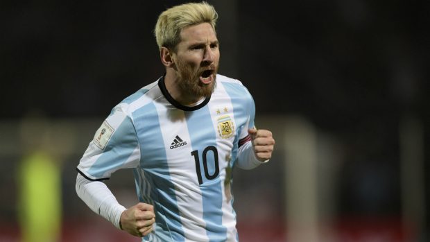 lionel messi argentina uruguay